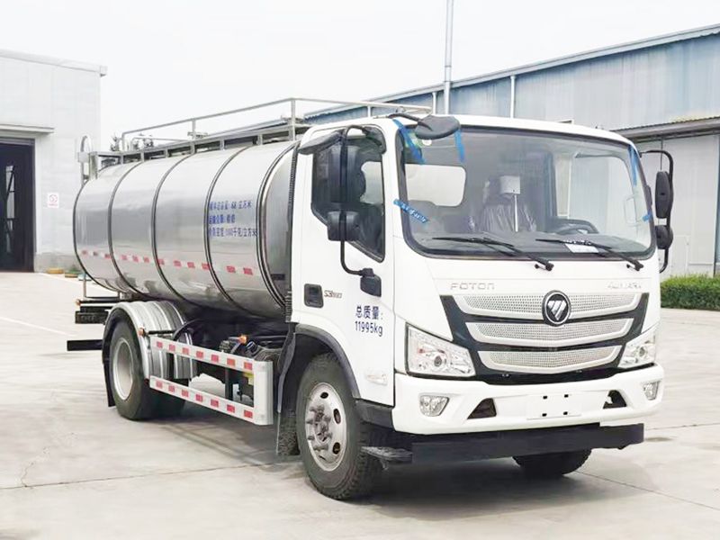 milk lorry (6.8 stere)